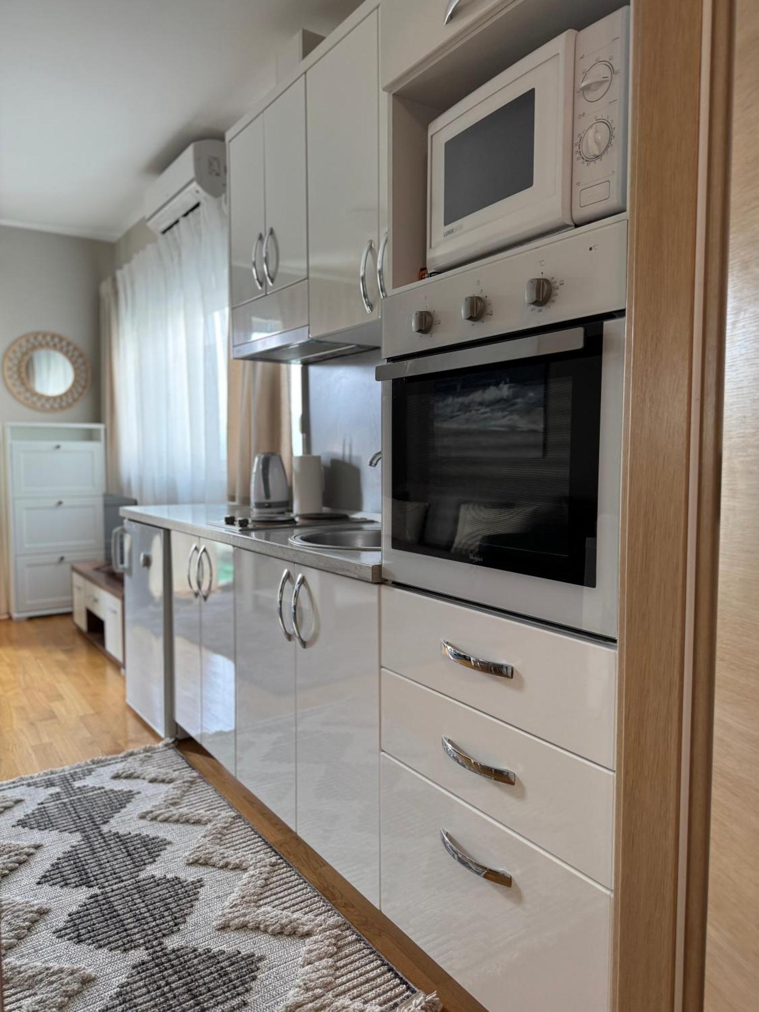 Apartment Tri Sunca Baška Voda Extérieur photo